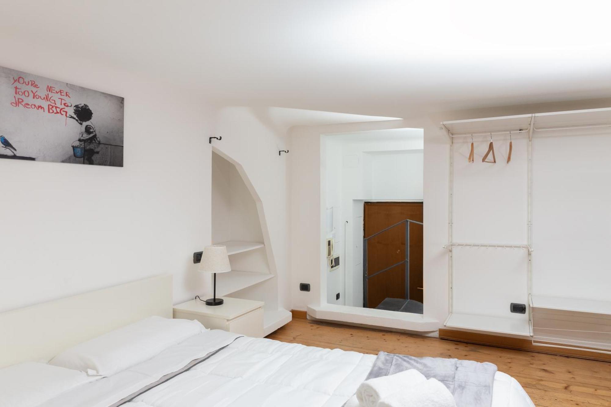 Exclusive Loft Banksy In Porta Romana Apartment Milan Exterior photo
